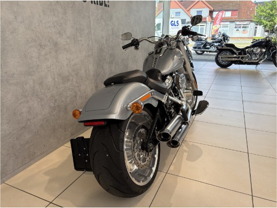 HARLEY-DAVIDSON FLFBS Softail Fat Boy 114, 0006198