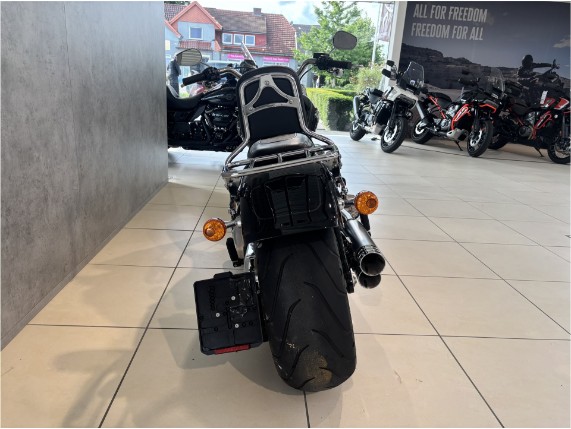 HARLEY-DAVIDSON FLFBS Softail Fat Boy 114, 0008278