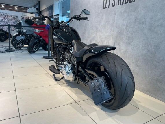 HARLEY-DAVIDSON FLFBS Softail Fat Boy 114, 0009030