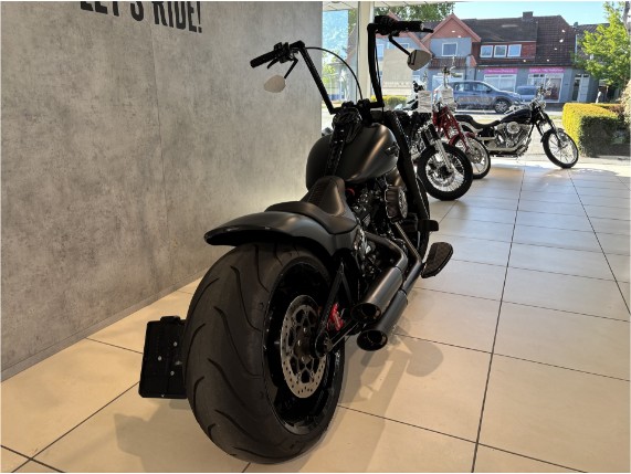 HARLEY-DAVIDSON FLFBS Softail Fat Boy Custom, 0009038