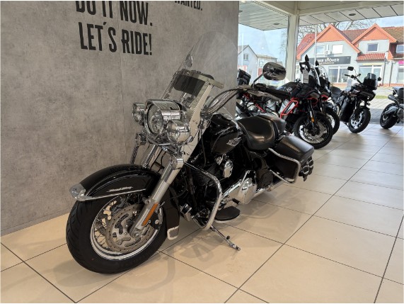 HARLEY-DAVIDSON FLHRC ROAD KING CLASSIC, 0003552