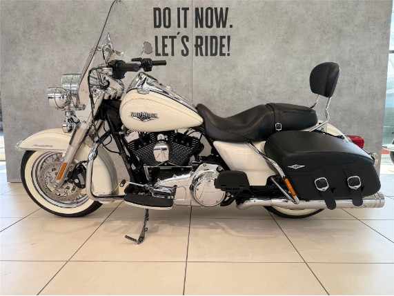 HARLEY-DAVIDSON FLHRC Road King Classic, 0006313