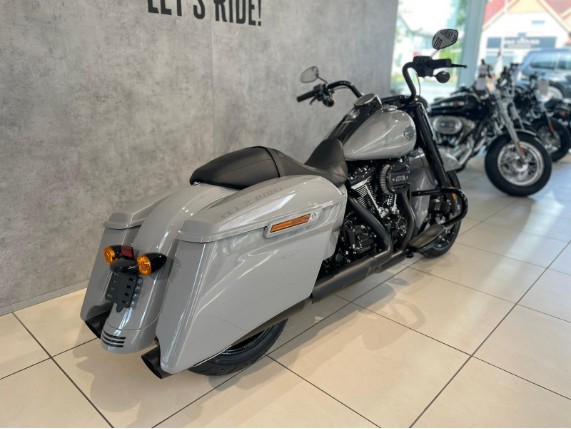 HARLEY-DAVIDSON FLHRXS Road King Special, 0011096