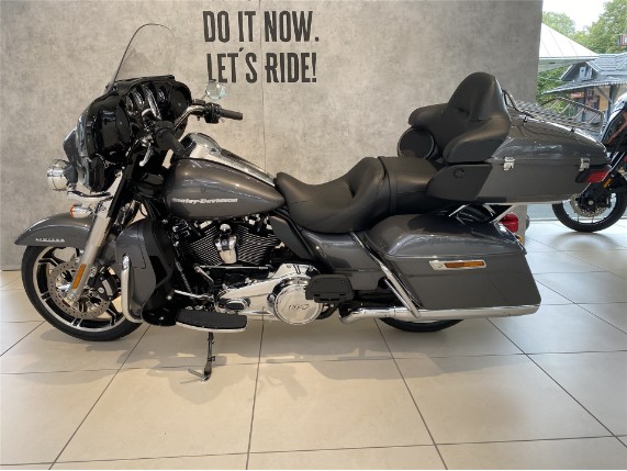 HARLEY-DAVIDSON FLHTK Ultra Limited, 5HD1KEF41NS647094