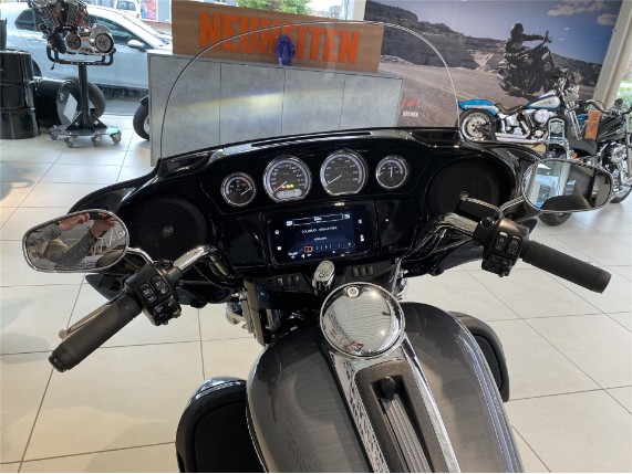 HARLEY-DAVIDSON FLHTK Ultra Limited, 5HD1KEF41NS647094
