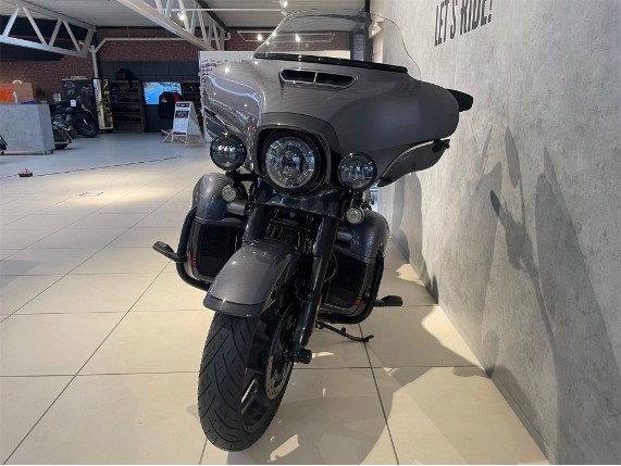 HARLEY-DAVIDSON FLHTKSE CVO Ultra Limited, 5HD1TEH4XLB954027