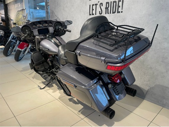 HARLEY-DAVIDSON FLHTKSE CVO Ultra Limited, 5HD1TEH4XLB954027