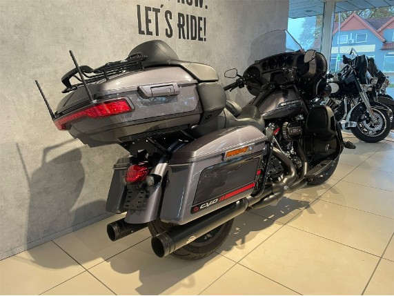 HARLEY-DAVIDSON FLHTKSE CVO Ultra Limited, 5HD1TEH4XLB954027