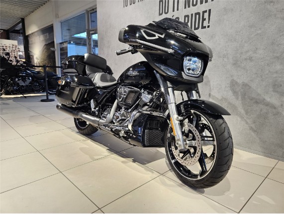 HARLEY-DAVIDSON FLHX Street Glide, 0009476