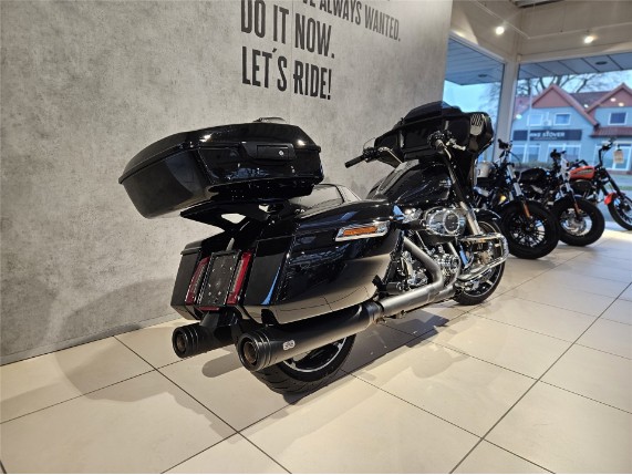 HARLEY-DAVIDSON FLHX Street Glide, 0009476