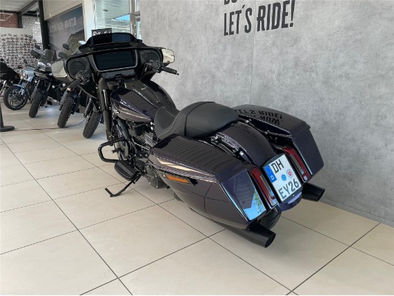 HARLEY-DAVIDSON FLHX Street Glide, 0010049
