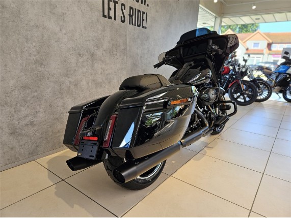 HARLEY-DAVIDSON FLHX Street Glide, 0010257