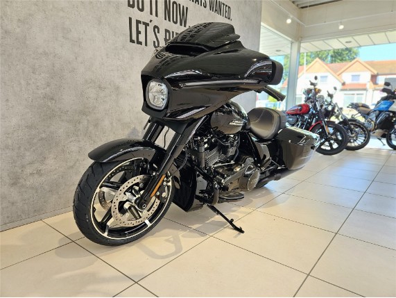 HARLEY-DAVIDSON FLHX Street Glide, 0010257