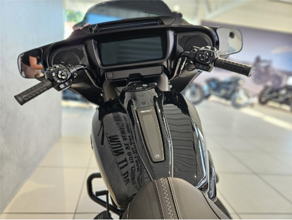 HARLEY-DAVIDSON FLHX Street Glide, 0010257
