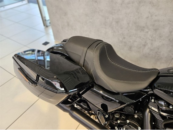 HARLEY-DAVIDSON FLHX Street Glide, 0010257