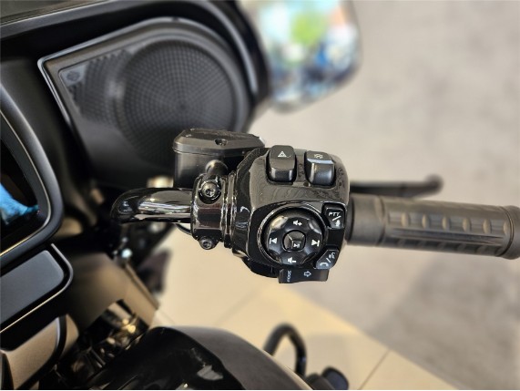HARLEY-DAVIDSON FLHX Street Glide, 0010257