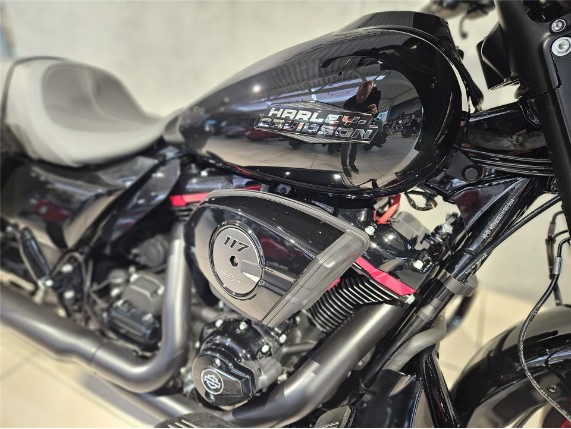 HARLEY-DAVIDSON FLHX Street Glide, 0010261