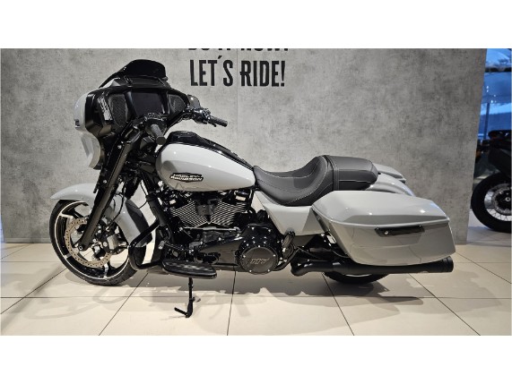 HARLEY-DAVIDSON FLHX Street Glide, 0010262