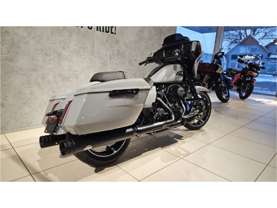 HARLEY-DAVIDSON FLHX Street Glide, 0010262