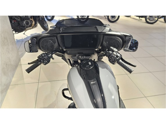 HARLEY-DAVIDSON FLHX Street Glide, 0010262