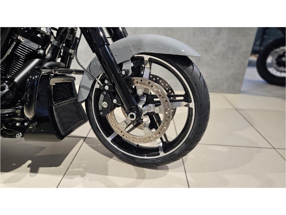 HARLEY-DAVIDSON FLHX Street Glide, 0010262