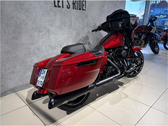 HARLEY-DAVIDSON FLHX Street Glide, 0010885