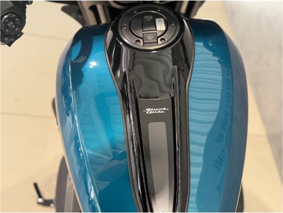 HARLEY-DAVIDSON FLHX Street Glide, 0011525