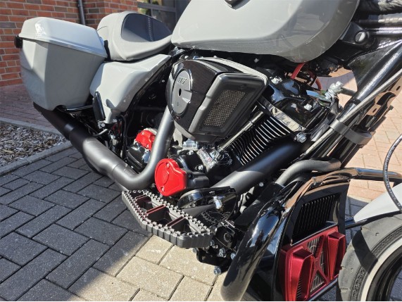 HARLEY-DAVIDSON FLHX Street Glide 117, 0010273