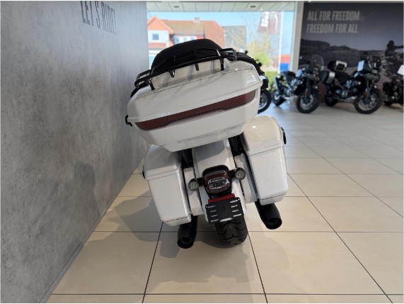 HARLEY-DAVIDSON FLHXL Street Glide Limited, 0010954