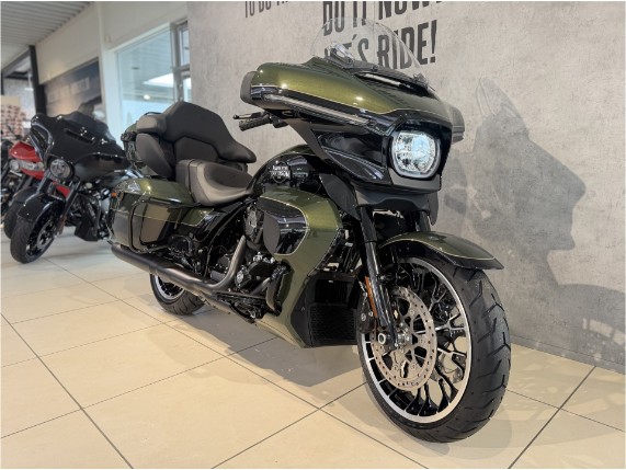 HARLEY-DAVIDSON FLHXL Street Glide Limited, 0011377