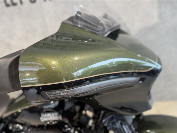 HARLEY-DAVIDSON FLHXL Street Glide Limited, 0011377