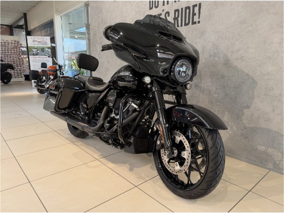 HARLEY-DAVIDSON FLHXS Street Glide Special, 0005217