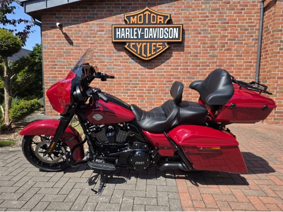 Harley-Davidson FLHXS Street Glide Special, 0010916