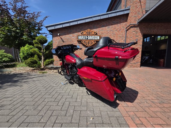 Harley-Davidson FLHXS Street Glide Special, 0010916