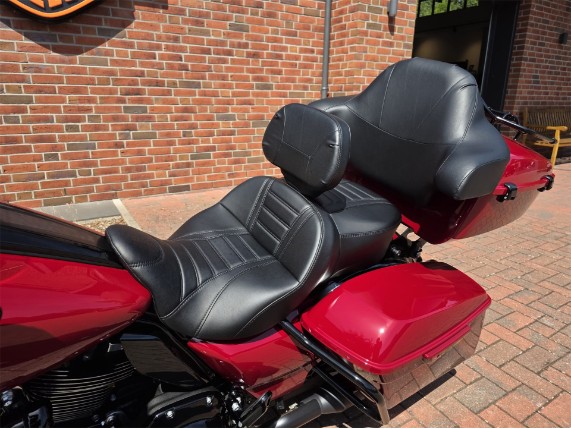 Harley-Davidson FLHXS Street Glide Special, 0010916