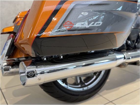 HARLEY-DAVIDSON FLHXSE CVO Street Glide, 0011143