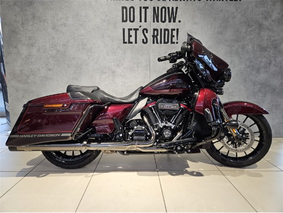 HARLEY-DAVIDSON FLHXSE CVO Street Glide, 5HD1PXLC5KB954532