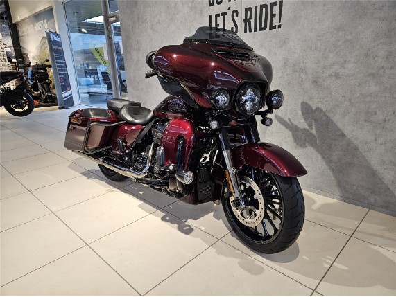 HARLEY-DAVIDSON FLHXSE CVO Street Glide, 5HD1PXLC5KB954532