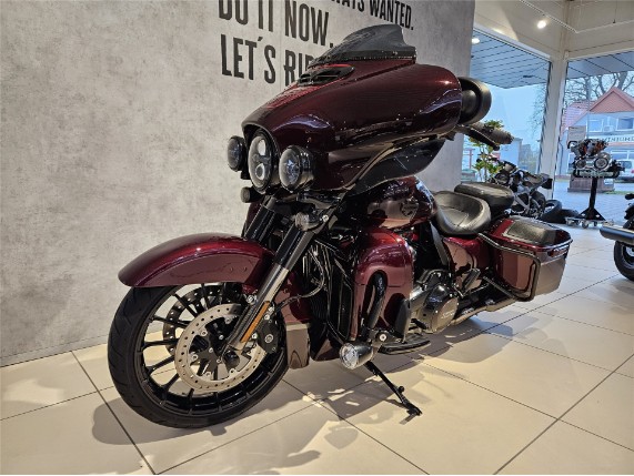 HARLEY-DAVIDSON FLHXSE CVO Street Glide, 5HD1PXLC5KB954532