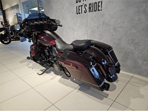 HARLEY-DAVIDSON FLHXSE CVO Street Glide, 5HD1PXLC5KB954532