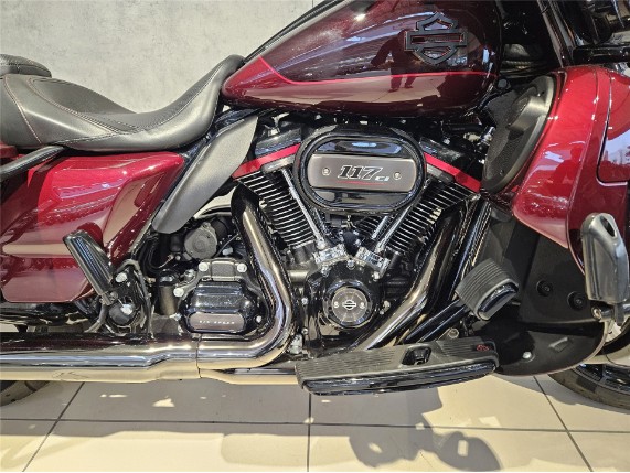 HARLEY-DAVIDSON FLHXSE CVO Street Glide, 5HD1PXLC5KB954532