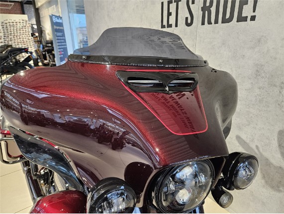 HARLEY-DAVIDSON FLHXSE CVO Street Glide, 5HD1PXLC5KB954532
