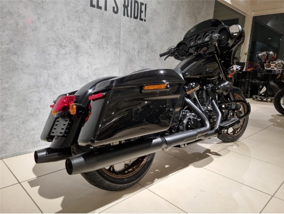 HARLEY-DAVIDSON FLHXST Street Glide ST, 5HD1ABL4XNS660805