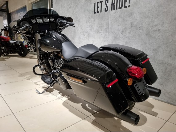 HARLEY-DAVIDSON FLHXST Street Glide ST, 5HD1ABL4XNS660805