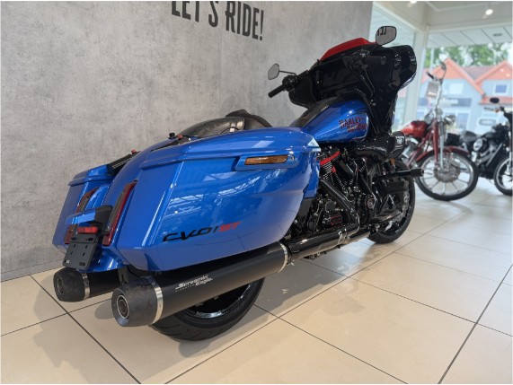 HARLEY-DAVIDSON FLHXSTSE CVO Street Glide ST, 0011279