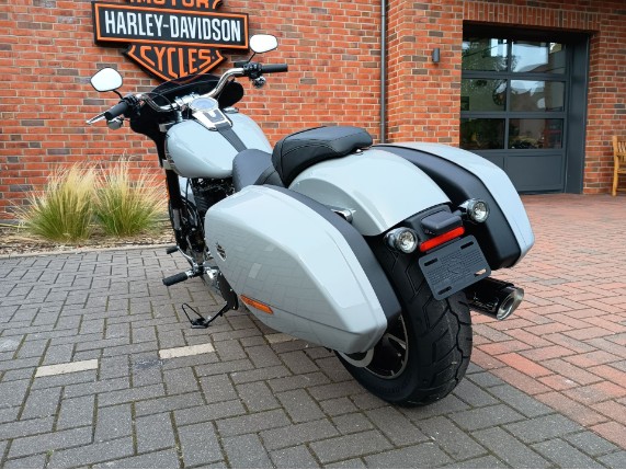 HARLEY-DAVIDSON FLSB Softail Sport Glide, 0010297