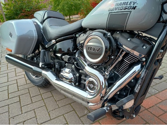 HARLEY-DAVIDSON FLSB Softail Sport Glide, 0010297