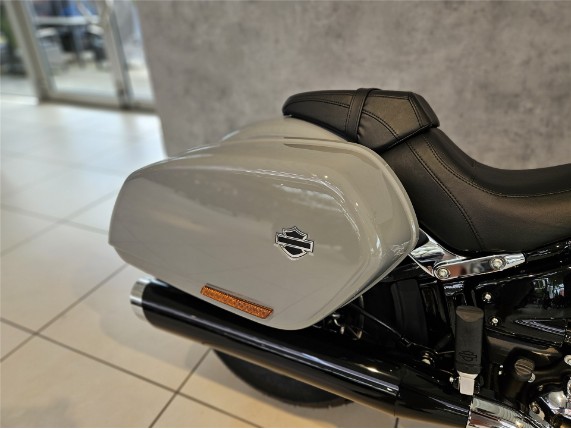 HARLEY-DAVIDSON FLSB Softail Sport Glide, 5HD1YMJ41RS044524