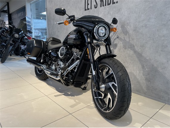HARLEY-DAVIDSON FLSB Softail Sport Glide, 5HD1YMJ47PS013520