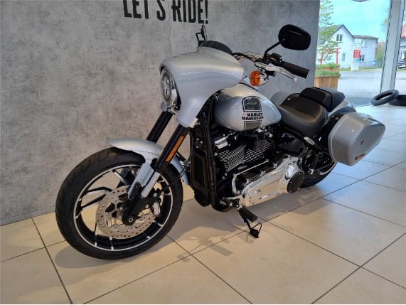 HARLEY-DAVIDSON FLSB Softail Sport Glide, 5HD1YMJ47PS057825